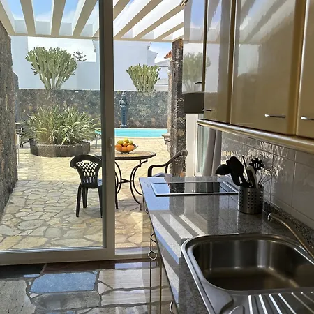 Casa Noelani Xl Family Near & Center Villa